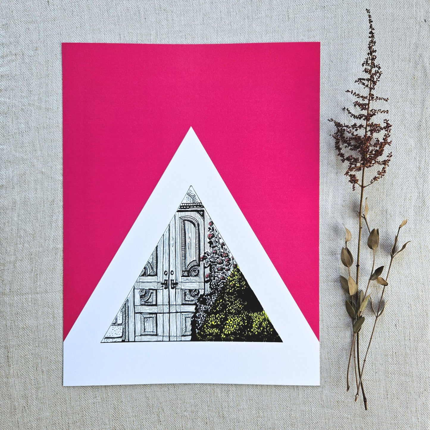 Affiche | Porte Triangle couleur framboise